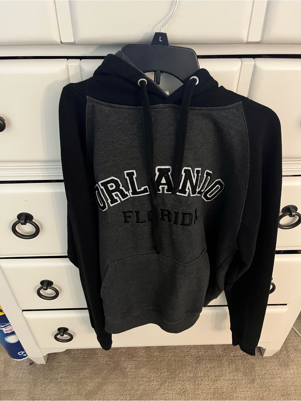 Orlando Florida Two-Tone Pullover Hoodie - Black/Charcoal